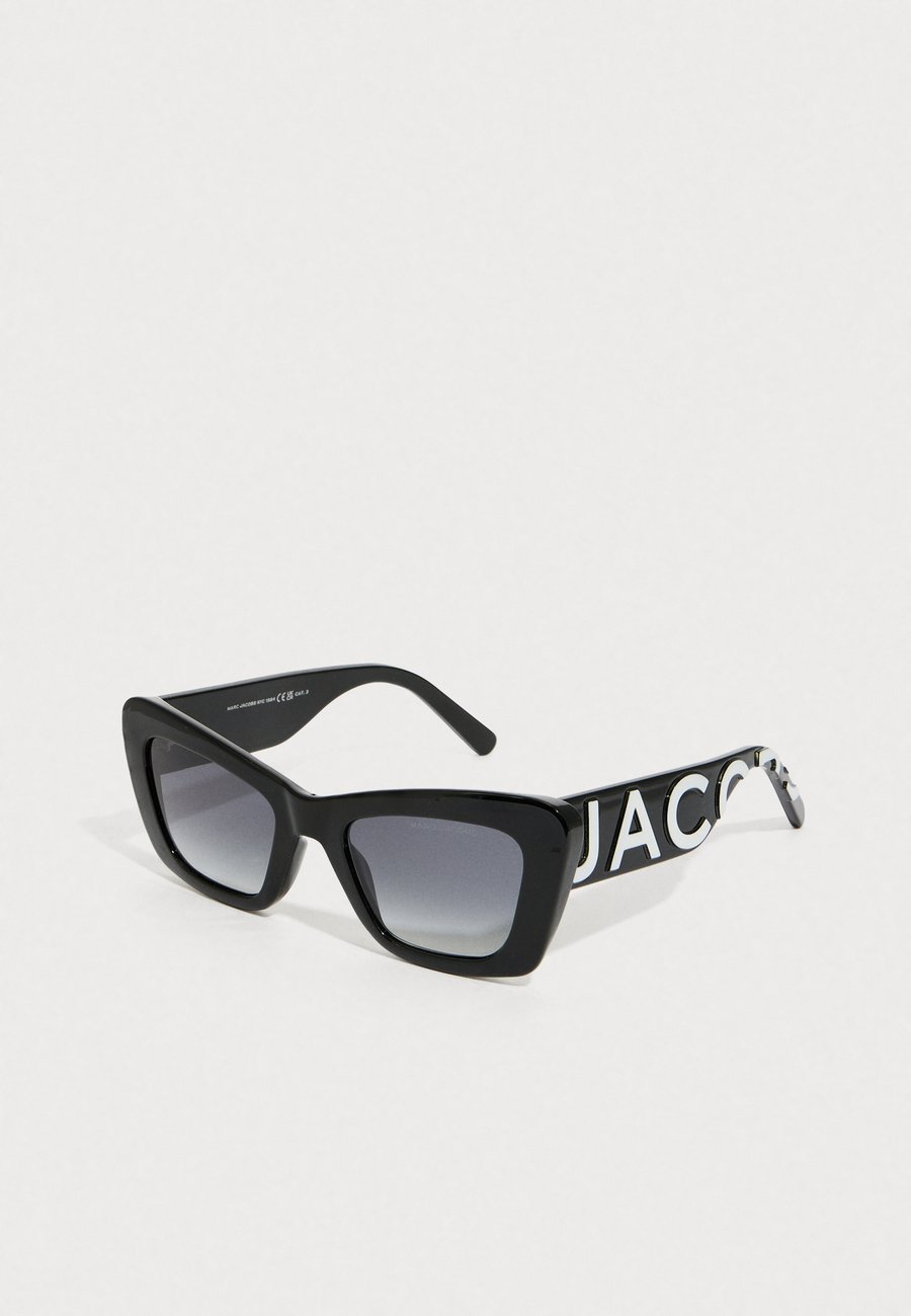 Солнцезащитные очки MARC JACOBS Sunglasses, Black White/Black
Солнцезащитные очки MARC JACOBS Sunglasses, Black White/Black