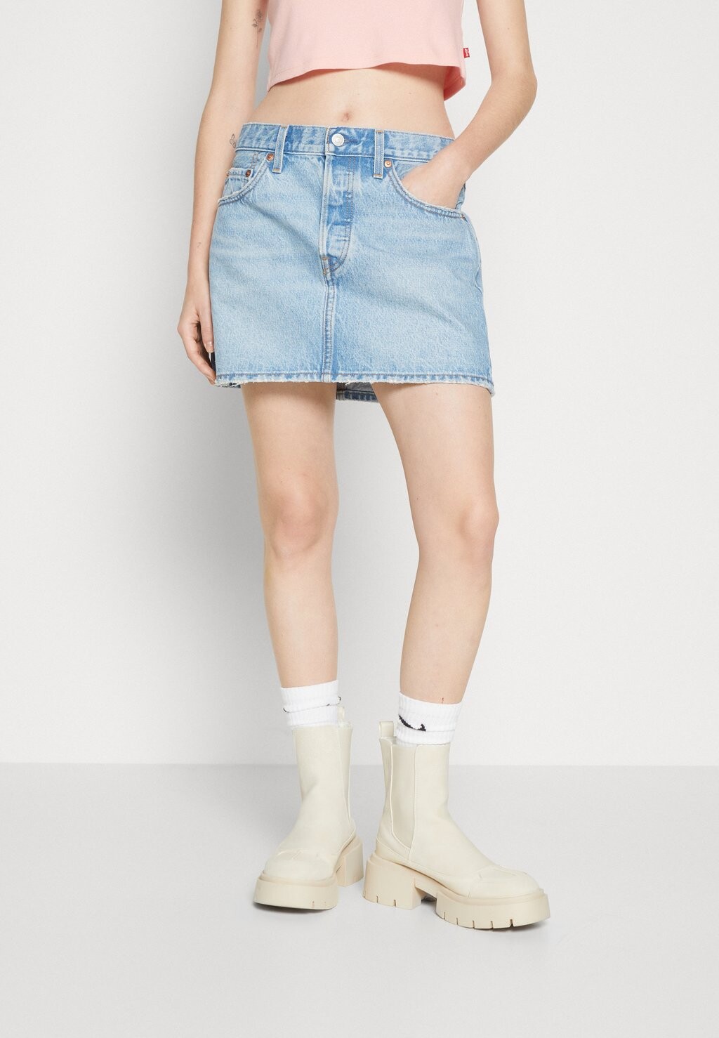 Джинсовая юбка Levi's
Джинсовая юбка Levi's