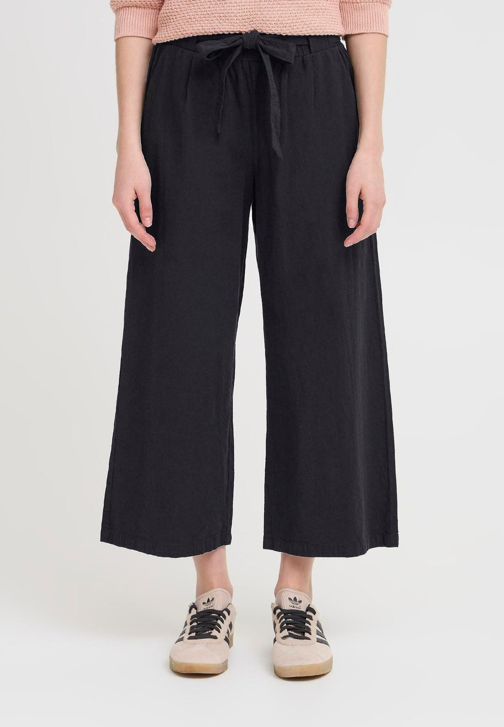 Брюки OXLINASA Oxmo, черный
Брюки OXLINASA Oxmo, черный