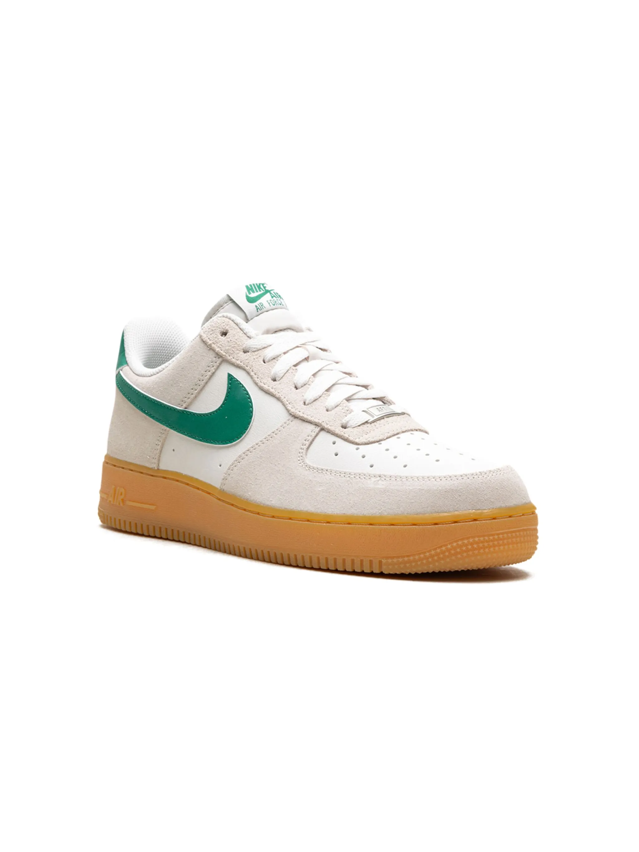 Кроссовки Air Force 1 07 LV8 Nike, белый
Кроссовки Air Force 1 07 LV8 Nike, белый