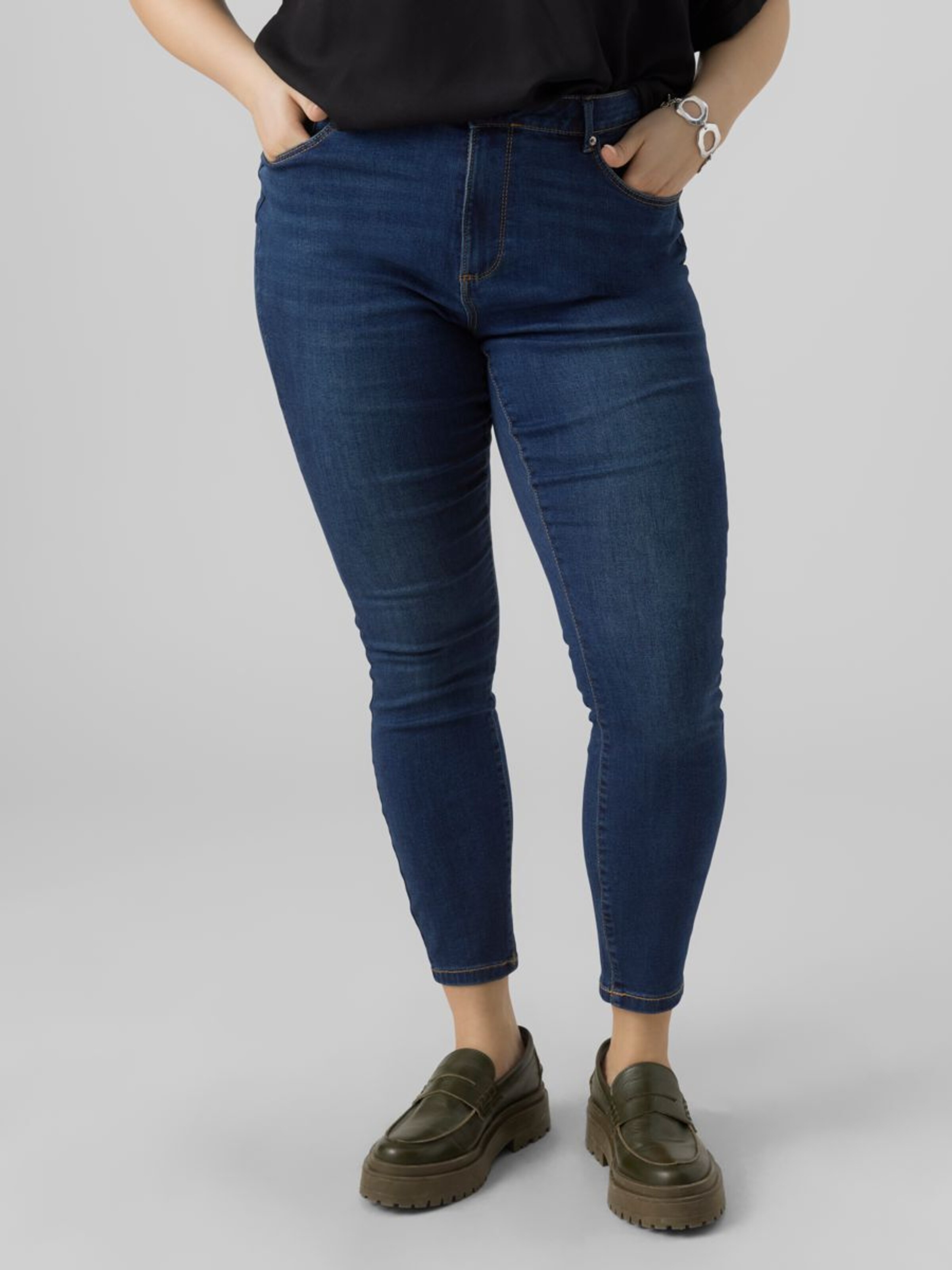 Vero Moda Curve Скинни джинсы индиго
Vero Moda Curve Скинни джинсы индиго