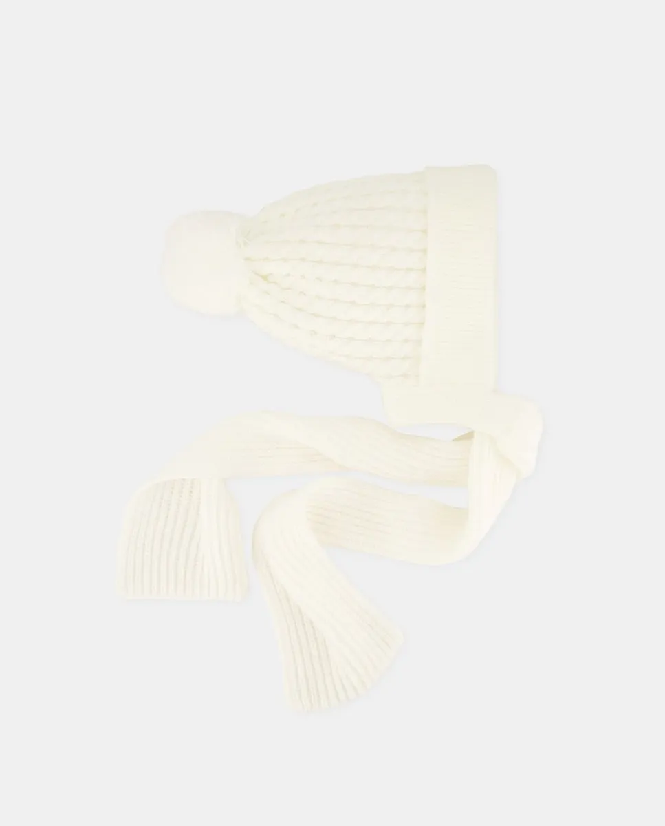 Шапка с шарфом и косичками для малыша Baby El Corte Inglés, белый
Шапка с шарфом и косичками для малыша Baby El Corte Inglés, белый