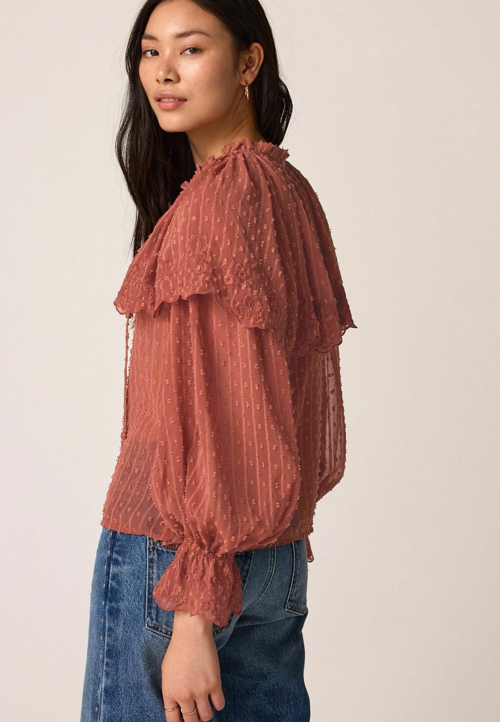 Блуза SHEER NECK EMBROIDERED REGULAR FIT Next, цвет Mottled Light Pink
Блуза SHEER NECK EMBROIDERED REGULAR FIT Next, цвет Mottled Light Pink