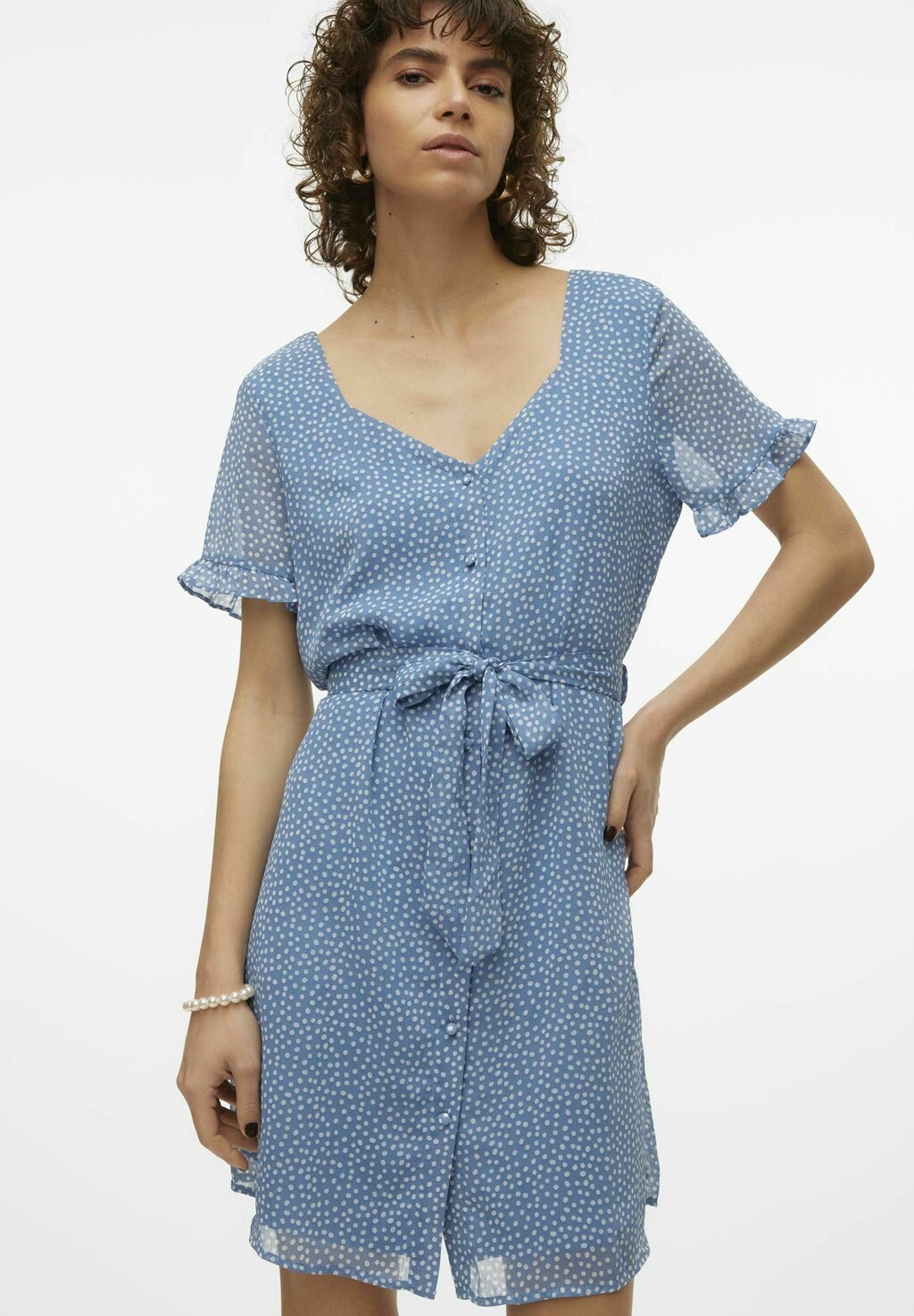 Повседневное платье Vero Moda, цвет coronet blue
Повседневное платье Vero Moda, цвет coronet blue