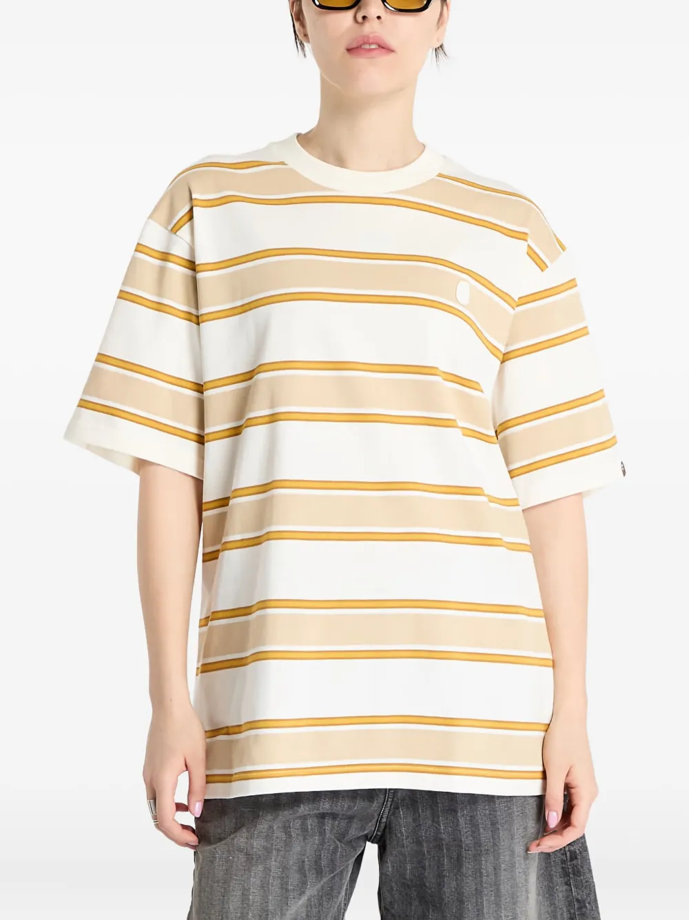 Футболка в полоску с коротким рукавом A BATHING APE, нейтральный
Футболка в полоску с коротким рукавом A BATHING APE, нейтральный