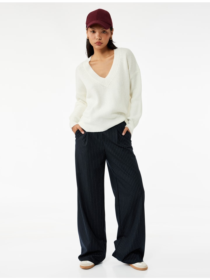 СВИТЕРЫ в цвете экрю KOTON
СВИТЕРЫ в цвете экрю KOTON