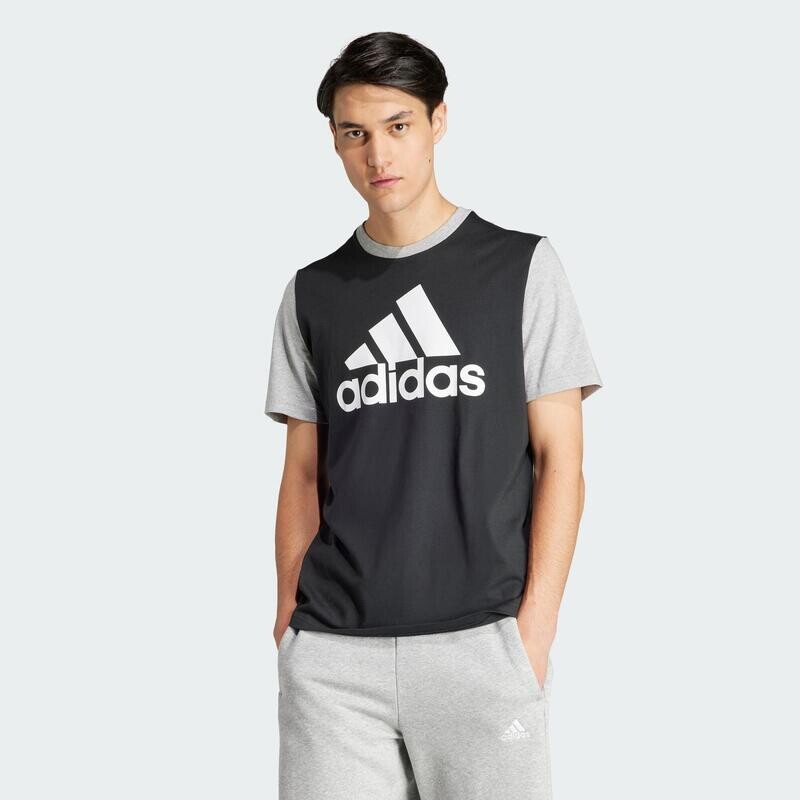 Футболка из одинарного джерси с большим логотипом Essentials ADIDAS, цвет schwarz
Футболка из одинарного джерси с большим логотипом Essentials ADIDAS, цвет schwarz