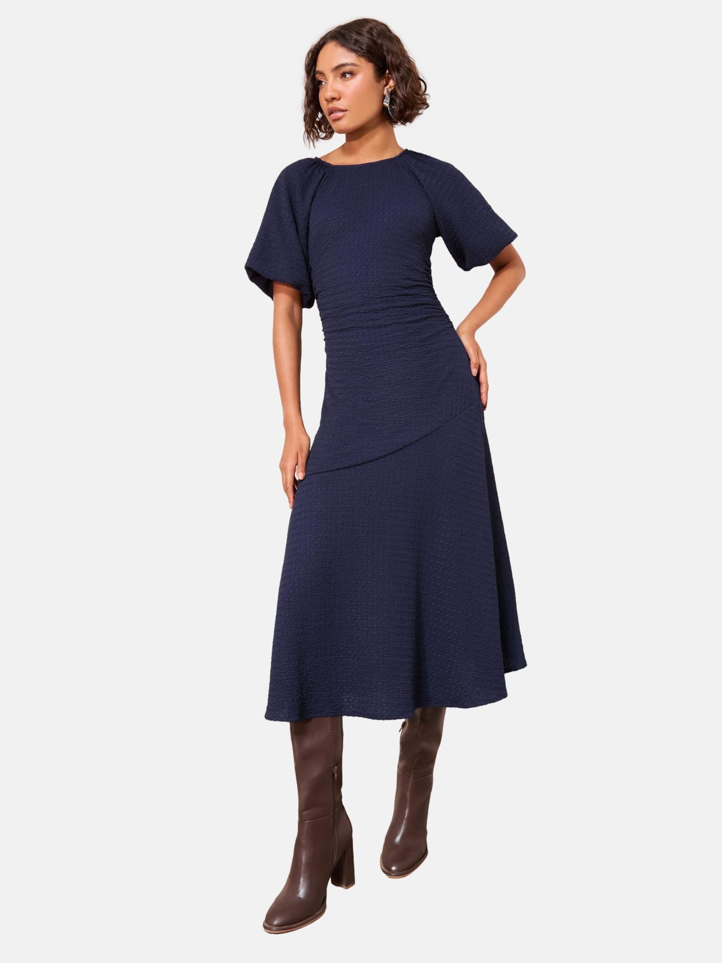 Friends Like These Платье в цвете Navy
Friends Like These Платье в цвете Navy