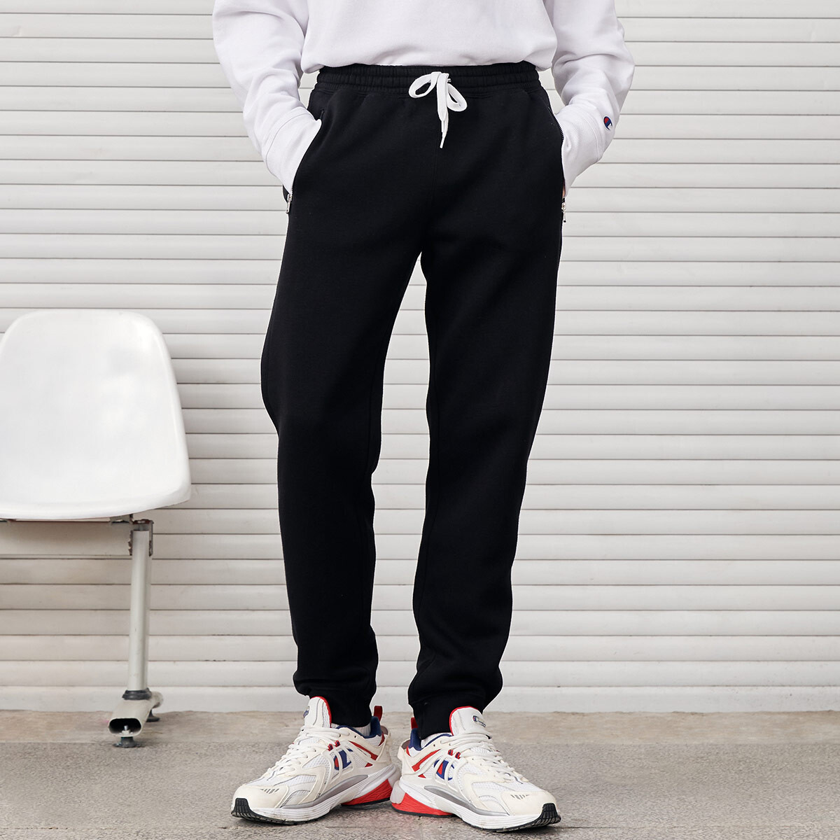 Трикотажные спортивные штаны унисекс Champion, цвет Black
Трикотажные спортивные штаны унисекс Champion, цвет Black