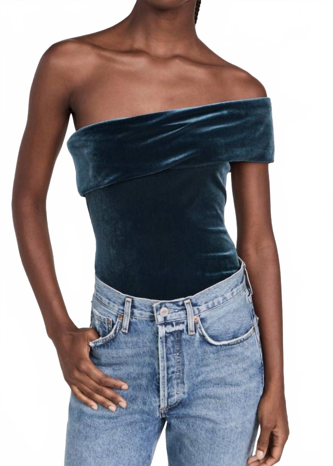 Зеленый боди с бандо и стрингами Bree AGOLDE
Зеленый боди с бандо и стрингами Bree AGOLDE