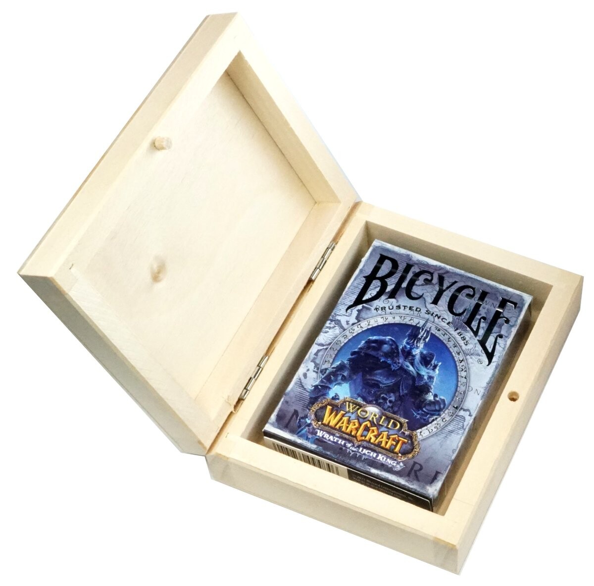 ВЕЛОСИПЕД WORDCRAFT LICH KING 1 КОЛОДА Игральные карты в деревянной коробке* Bicycle
ВЕЛОСИПЕД WORDCRAFT LICH KING 1 КОЛОДА Игральные карты в деревянной коробке* Bicycle