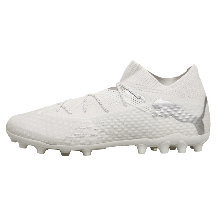 Футбольные бутсы FUTURE 7 ULTIMATE унисекс среднего размера белые Puma
Футбольные бутсы FUTURE 7 ULTIMATE унисекс среднего размера белые Puma