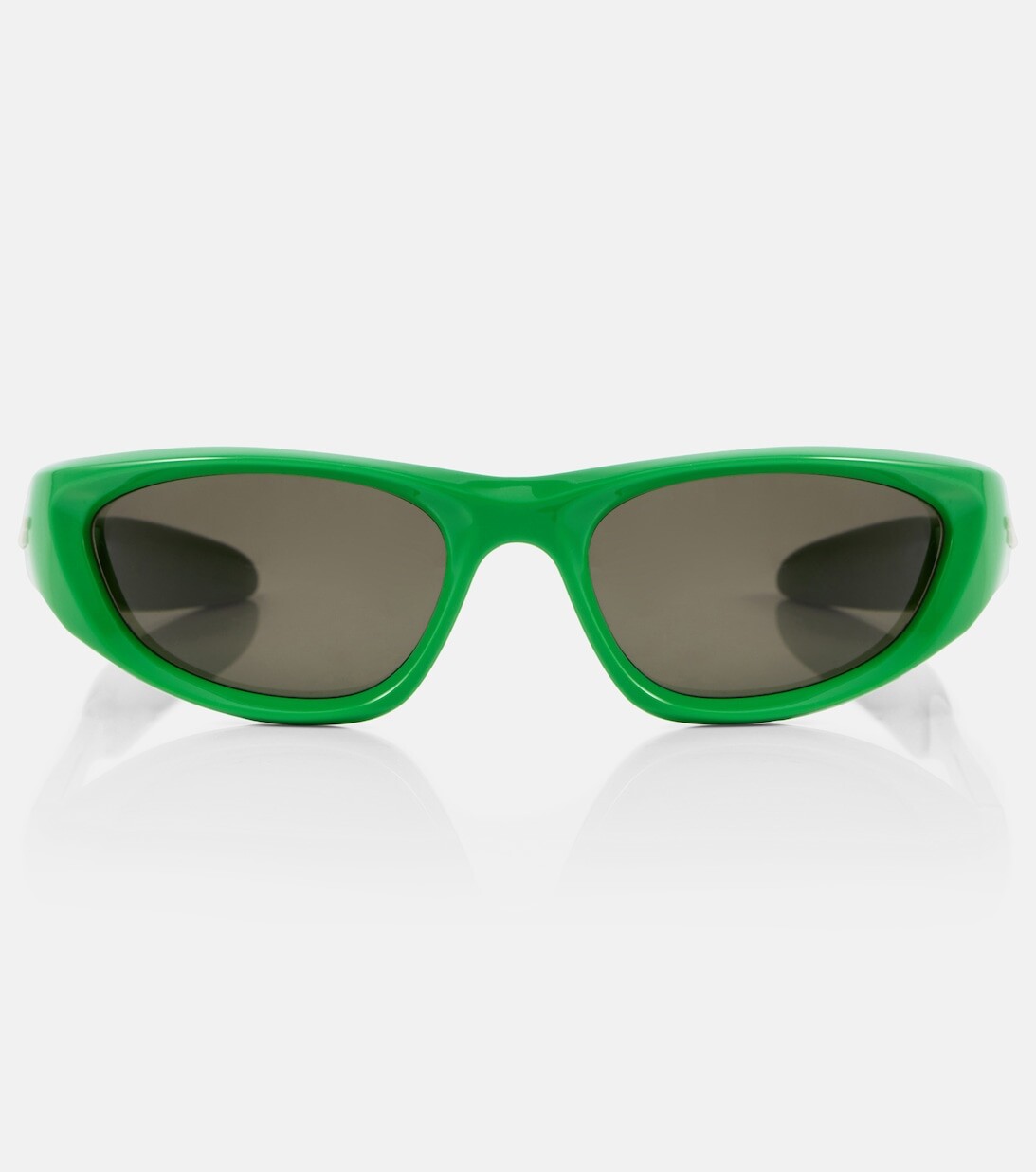 Солнцезащитные очки в конусообразной оправе Bottega Veneta, зеленый
Солнцезащитные очки в конусообразной оправе Bottega Veneta, зеленый