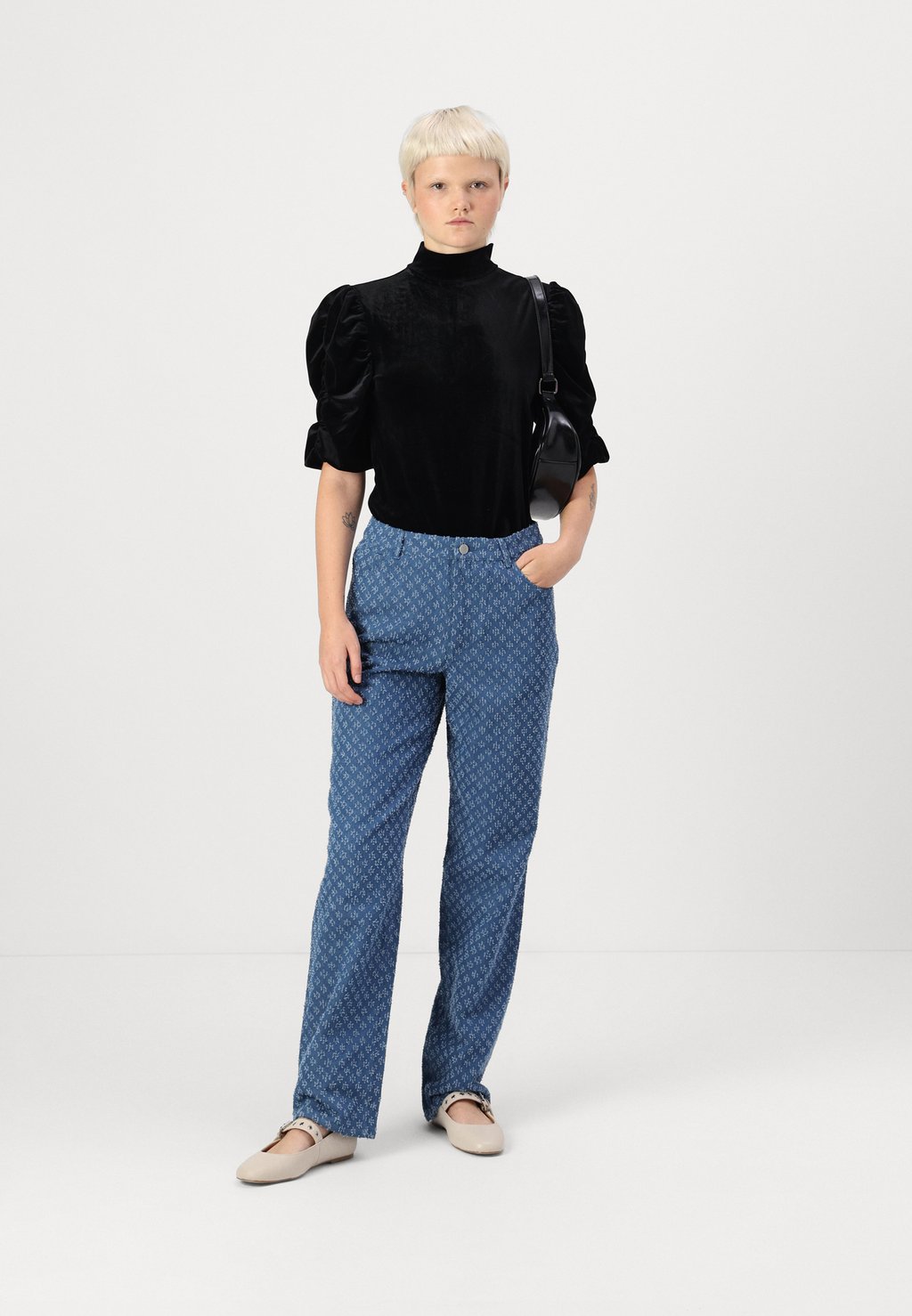 Джинсы прямого кроя PCDAISY PANTS Pieces, синий
Джинсы прямого кроя PCDAISY PANTS Pieces, синий