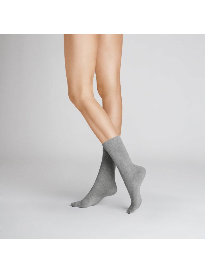 Носки Relax Cotton с манжетой, не сдавливающей мышцы, серебристого цвета Hudson
Носки Relax Cotton с манжетой, не сдавливающей мышцы, серебристого цвета Hudson