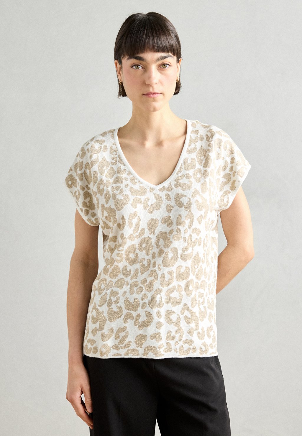 Футболка с принтом Morgan, золотой
Футболка с принтом Morgan, золотой