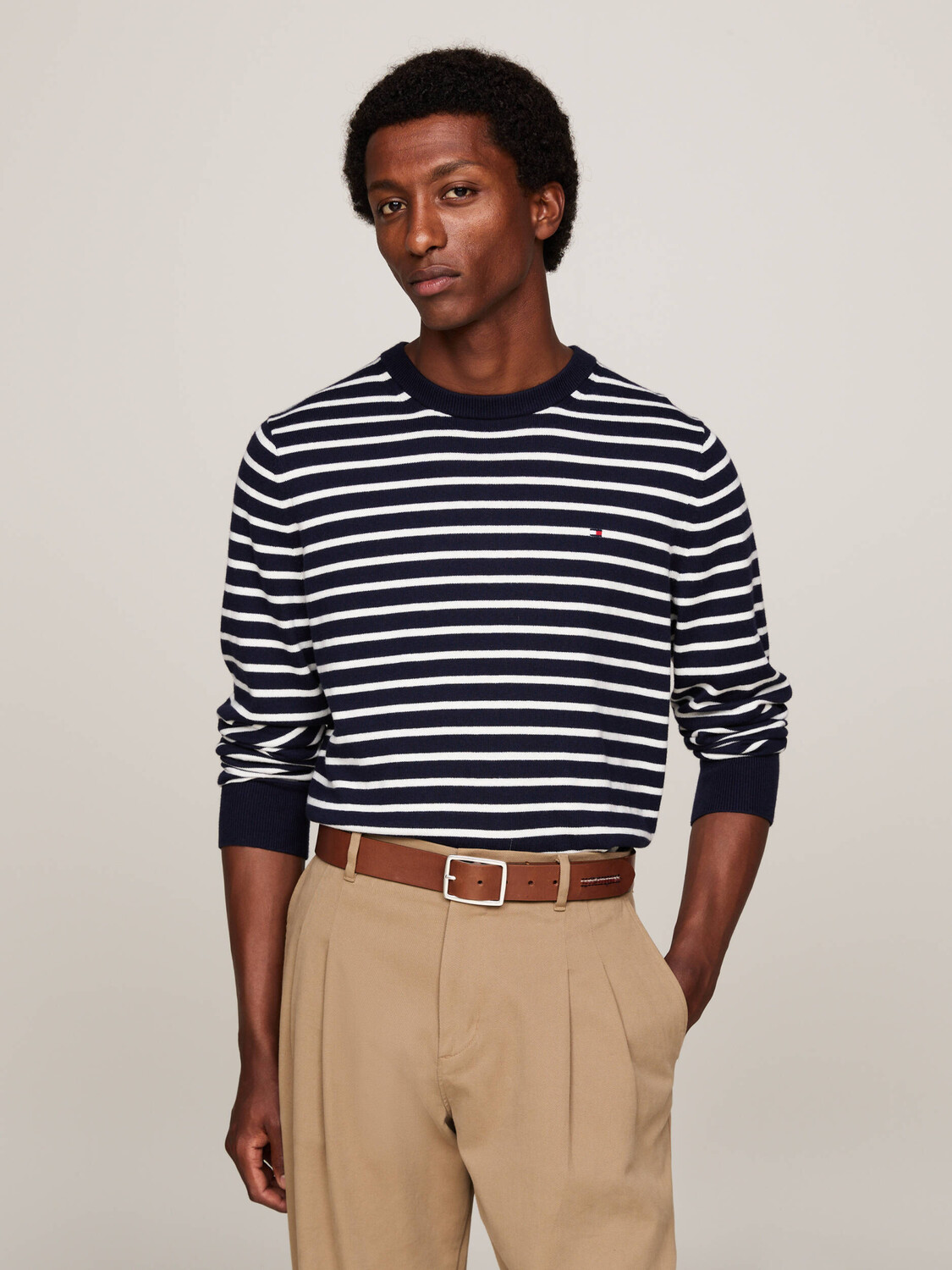 Свитер Tommy Hilfiger Regular Fit, темно-синий
Свитер Tommy Hilfiger Regular Fit, темно-синий