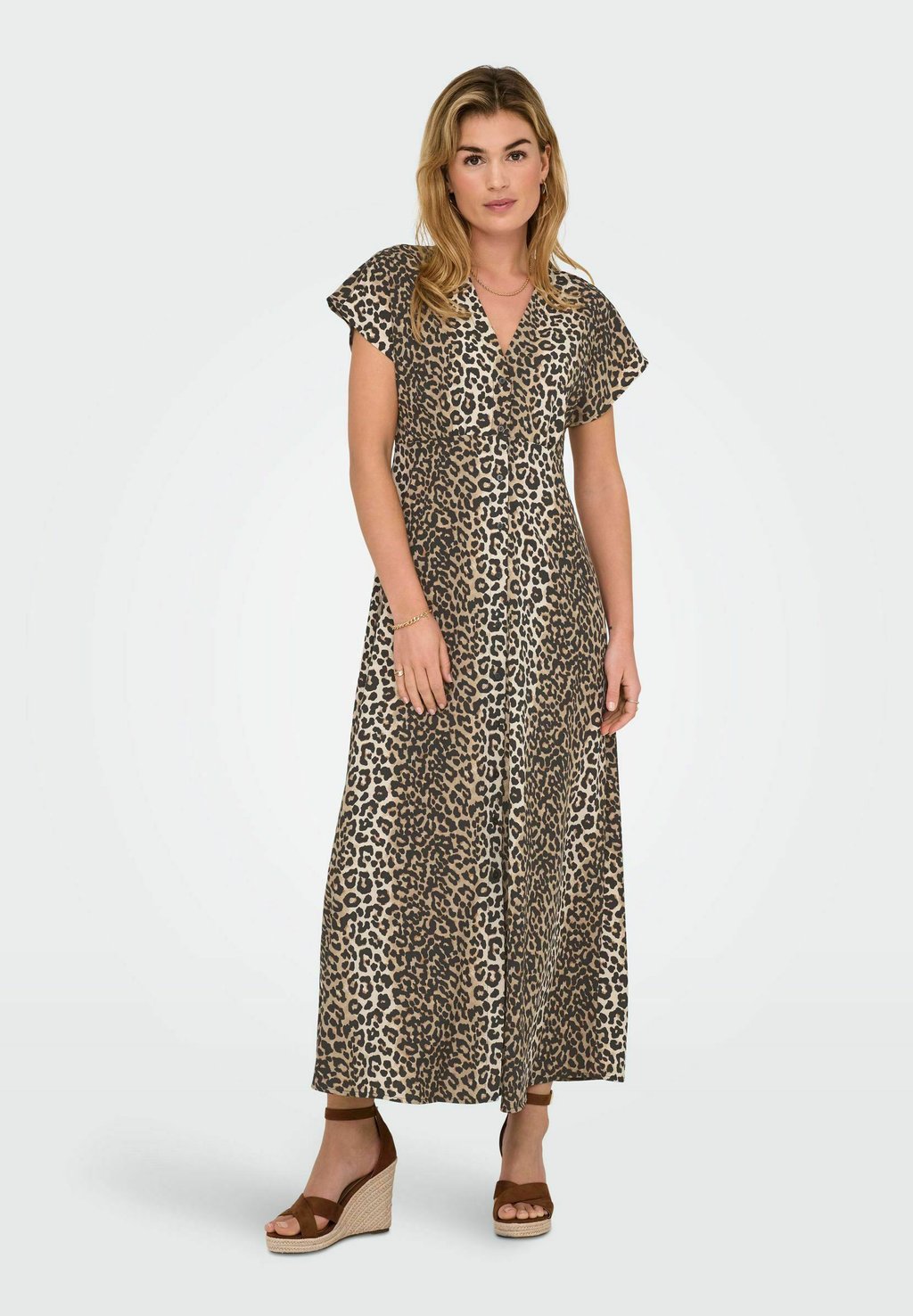 Платье макси ONLNOVA LANGES ONLY, коричневый
Платье макси ONLNOVA LANGES ONLY, коричневый