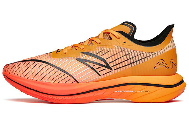 Кроссовки женские C202 GT с низким верхом, оранжевые/черные Anta
Кроссовки женские C202 GT с низким верхом, оранжевые/черные Anta