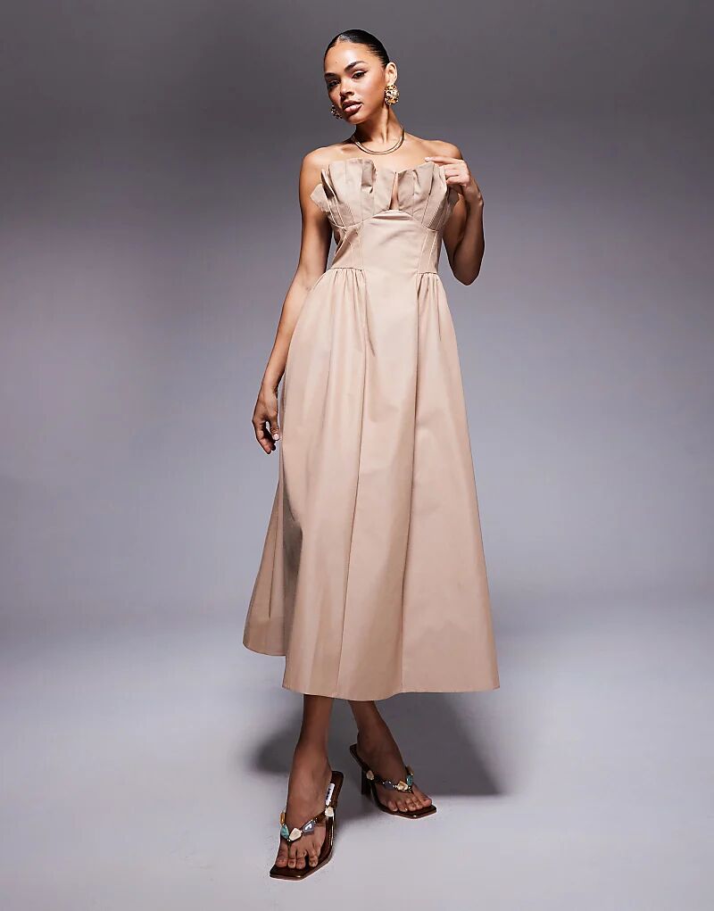 Платье миди ASOS DESIGN со структурированной оборкой на груди в цвете «песок»
Платье миди ASOS DESIGN со структурированной оборкой на груди в цвете «песок»