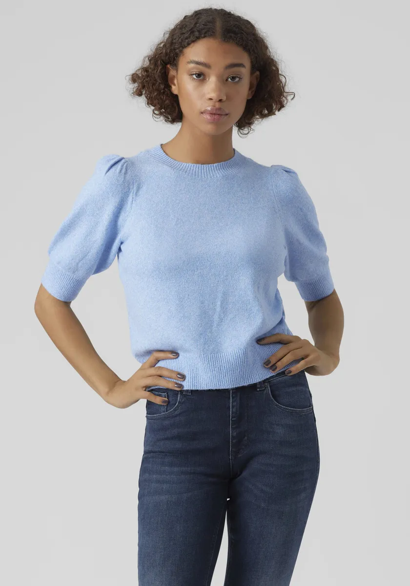 Свитер с короткими рукавами Vero Moda "VMDOFFY 2/4 O-NECK PULLOVER GA NOOS", синий
Свитер с короткими рукавами Vero Moda "VMDOFFY 2/4 O-NECK PULLOVER GA NOOS", синий