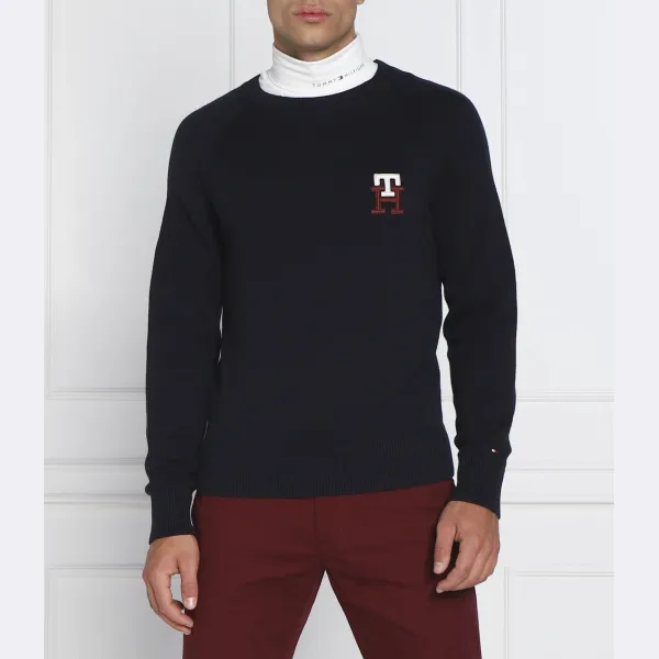 Свитер обычного кроя Tommy Hilfiger, черный 
Свитер обычного кроя Tommy Hilfiger, черный