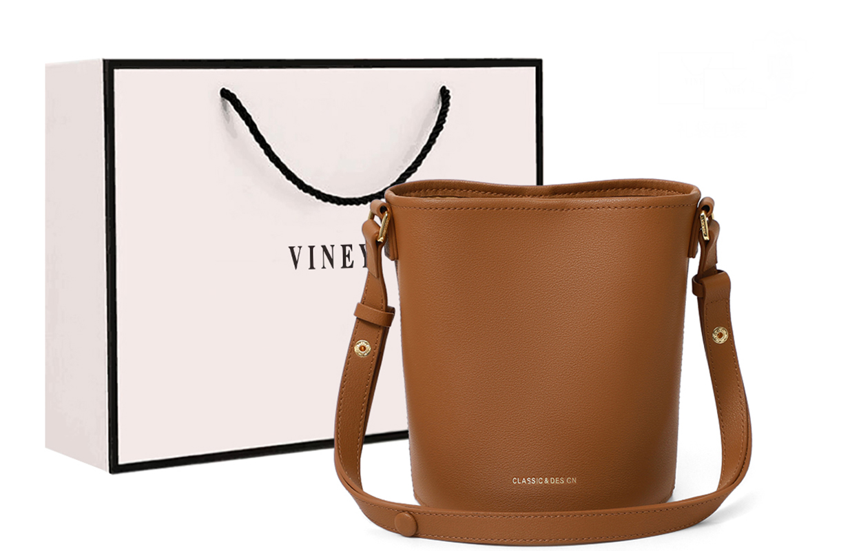 Кожаная коровья подмышечная кроссбоди одноплечевая ведерка мини женская верблюжья коричневая VINEY
Кожаная коровья подмышечная кроссбоди одноплечевая ведерка мини женская верблюжья коричневая VINEY