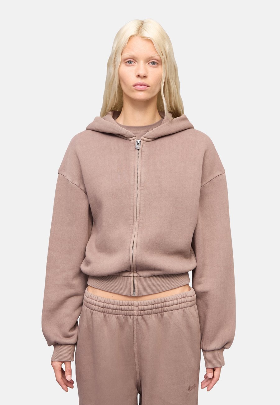 Толстовка UTOPJA Zip-up sweatshirt, Light Brown
Толстовка UTOPJA Zip-up sweatshirt, Light Brown