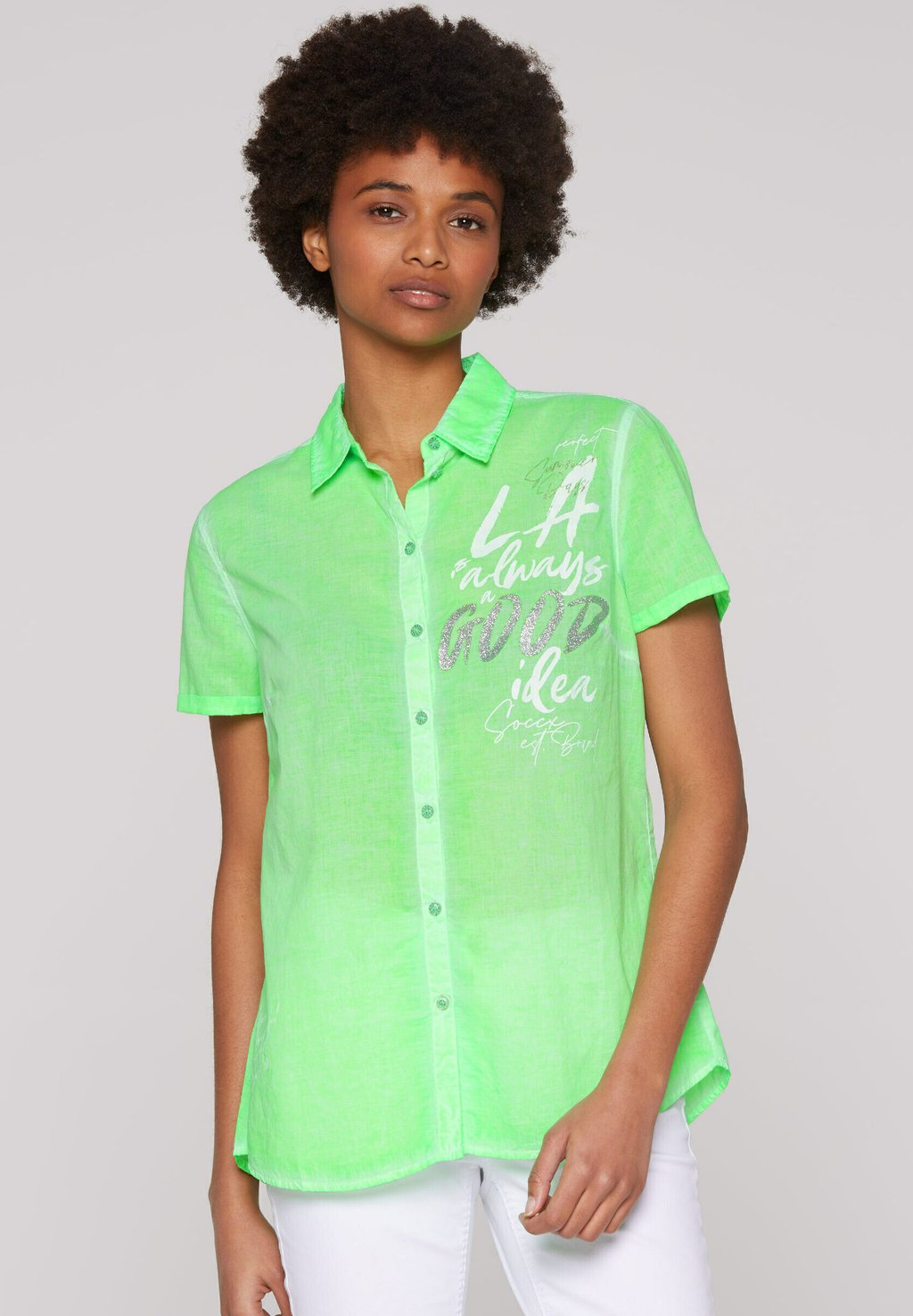 Рубашка KURZARM INSIDE OIL DYED MIT ARTWORK Soccx, неоновый зеленый
Рубашка KURZARM INSIDE OIL DYED MIT ARTWORK Soccx, неоновый зеленый