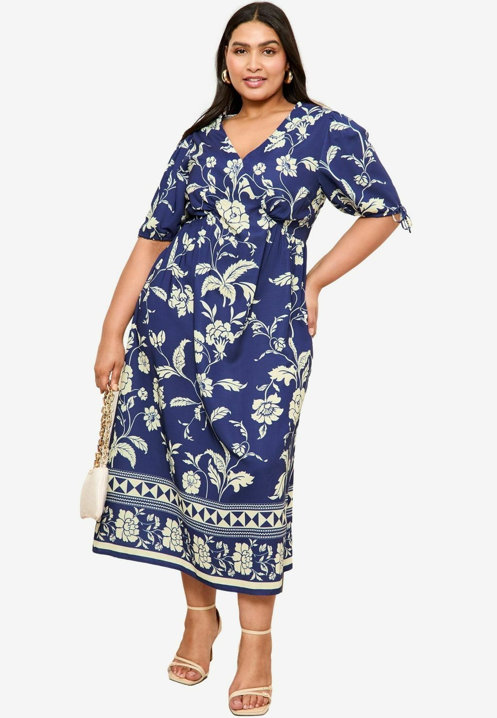 Повседневное платье REGULAR FIT - CURVE PRINTED MIDI Friends Like These, синий
Повседневное платье REGULAR FIT - CURVE PRINTED MIDI Friends Like These, синий