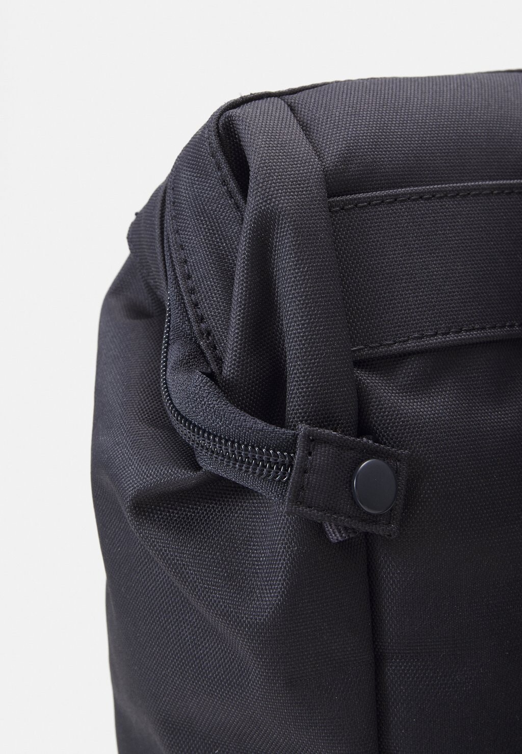 Рюкзак SQUARE BACKPACK UNISEX Lacoste, темно-синий
Рюкзак SQUARE BACKPACK UNISEX Lacoste, темно-синий