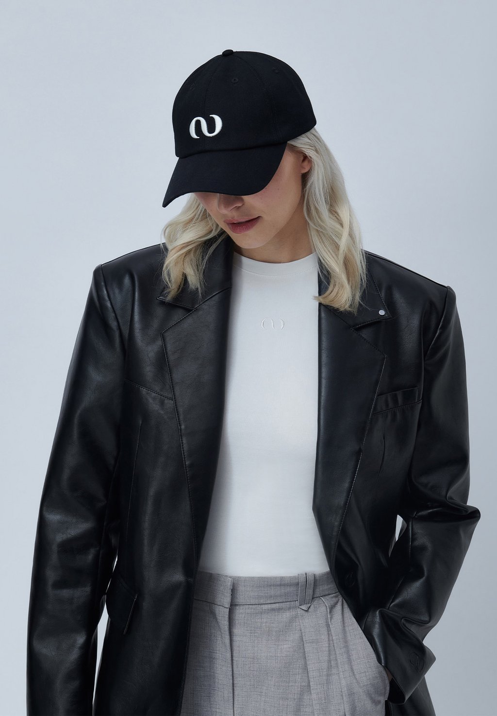 Бейсболка EDDA LeGer by Lena Gercke, бежевый
Бейсболка EDDA LeGer by Lena Gercke, бежевый