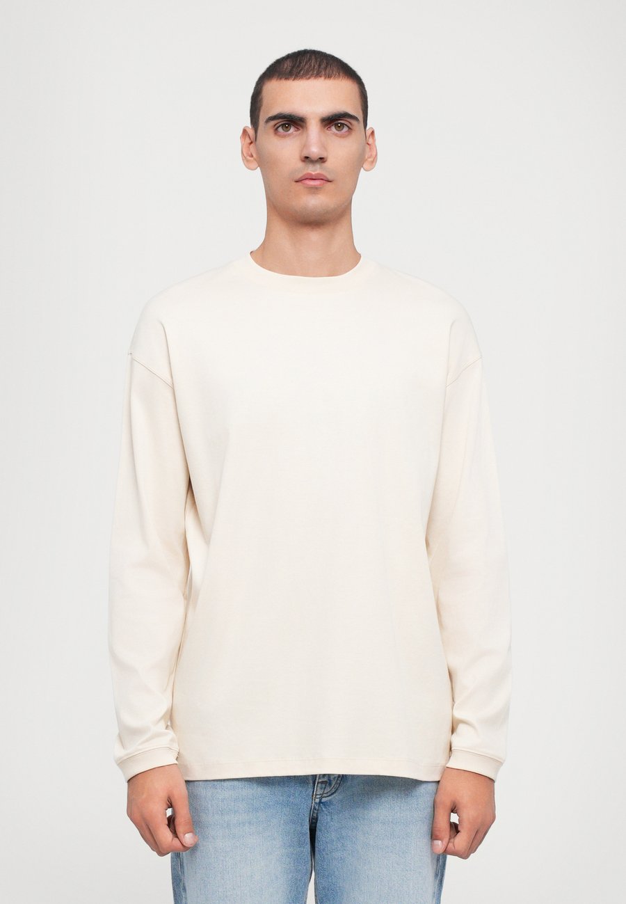 Топ NN.07 LIONEL, White/Off-White
Топ NN.07 LIONEL, White/Off-White