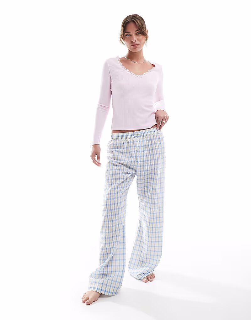 Пижамные брюки-боксеры из хлопка в клетку зеленого и синего цвета Cotton:On
Пижамные брюки-боксеры из хлопка в клетку зеленого и синего цвета Cotton:On