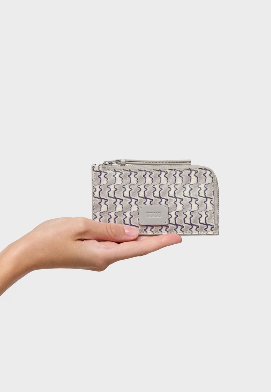 Кошелек Tous DOUBLE WAY, Grey
Кошелек Tous DOUBLE WAY, Grey