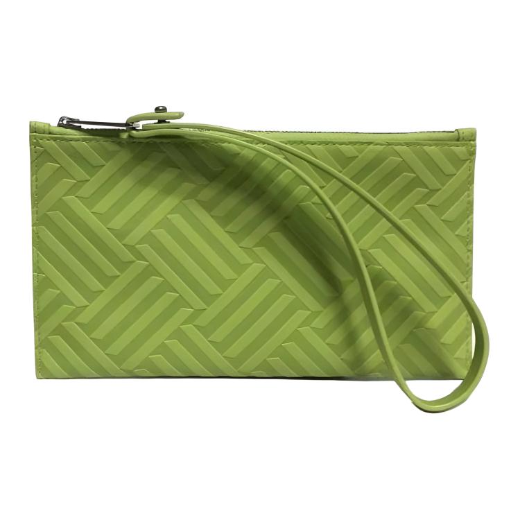 Bottega Veneta Резиновые клатчи Trumpets Women's Green
Bottega Veneta Резиновые клатчи Trumpets Women's Green