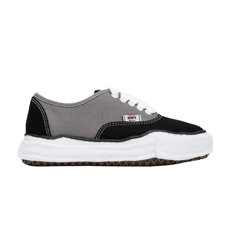 Кроссовки Maison Mihara Yasuhiro Baker OG Sole Bicolor Canvas Low 'Black Grey'
Кроссовки Maison Mihara Yasuhiro Baker OG Sole Bicolor Canvas Low 'Black Grey'