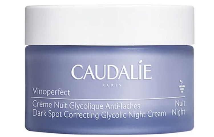 Крем для лица Outili Grape Seed Supreme Radiance Revival осветляющий против темных пятен отшелушивающий 50 мл CAUDALIE
Крем для лица Outili Grape Seed Supreme Radiance Revival осветляющий против темных пятен отшелушивающий 50 мл CAUDALIE