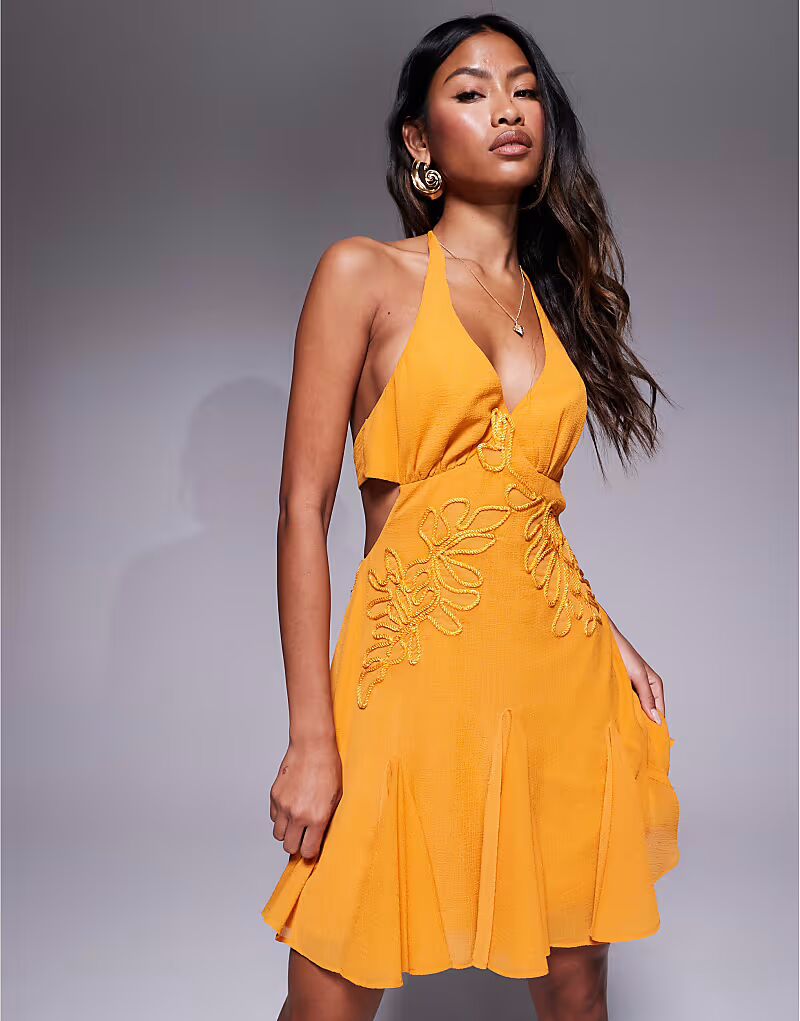 Мини-платье с вышивкой на шее и вырезом-годе ASOS DESIGN ярко-оранжевого цвета
Мини-платье с вышивкой на шее и вырезом-годе ASOS DESIGN ярко-оранжевого цвета