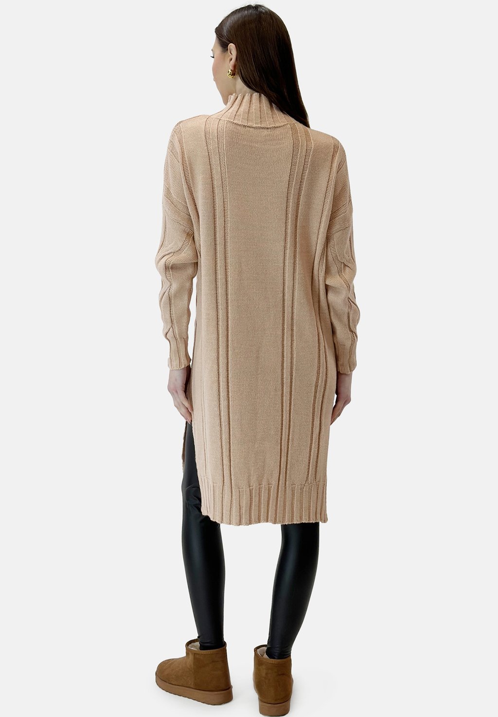 Платье-джемпер Elara, розовый
Платье-джемпер Elara, розовый