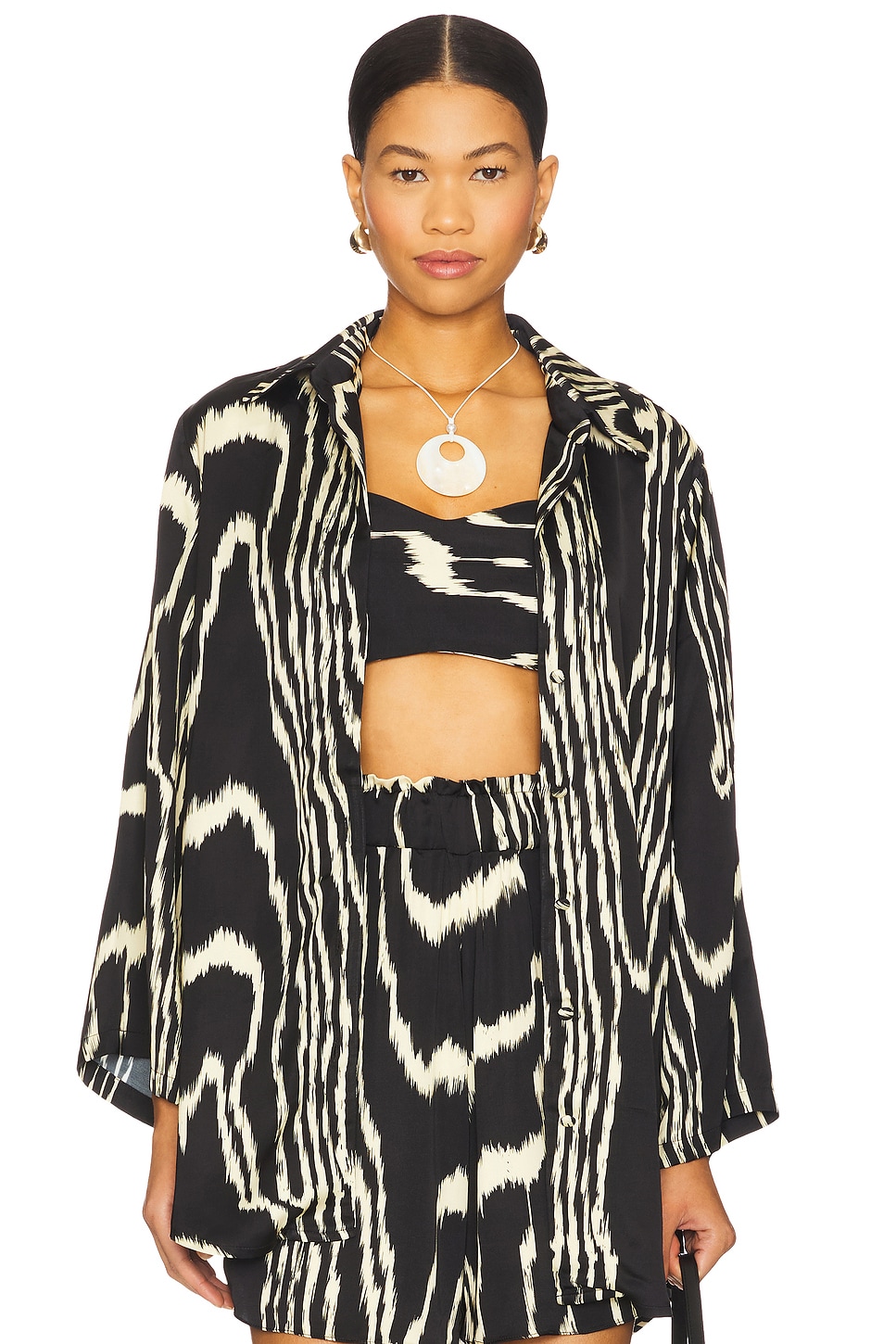 Рубашка Bonaci Eugenia Fernandez, grammistes black & grammistes
Рубашка Bonaci Eugenia Fernandez, grammistes black & grammistes