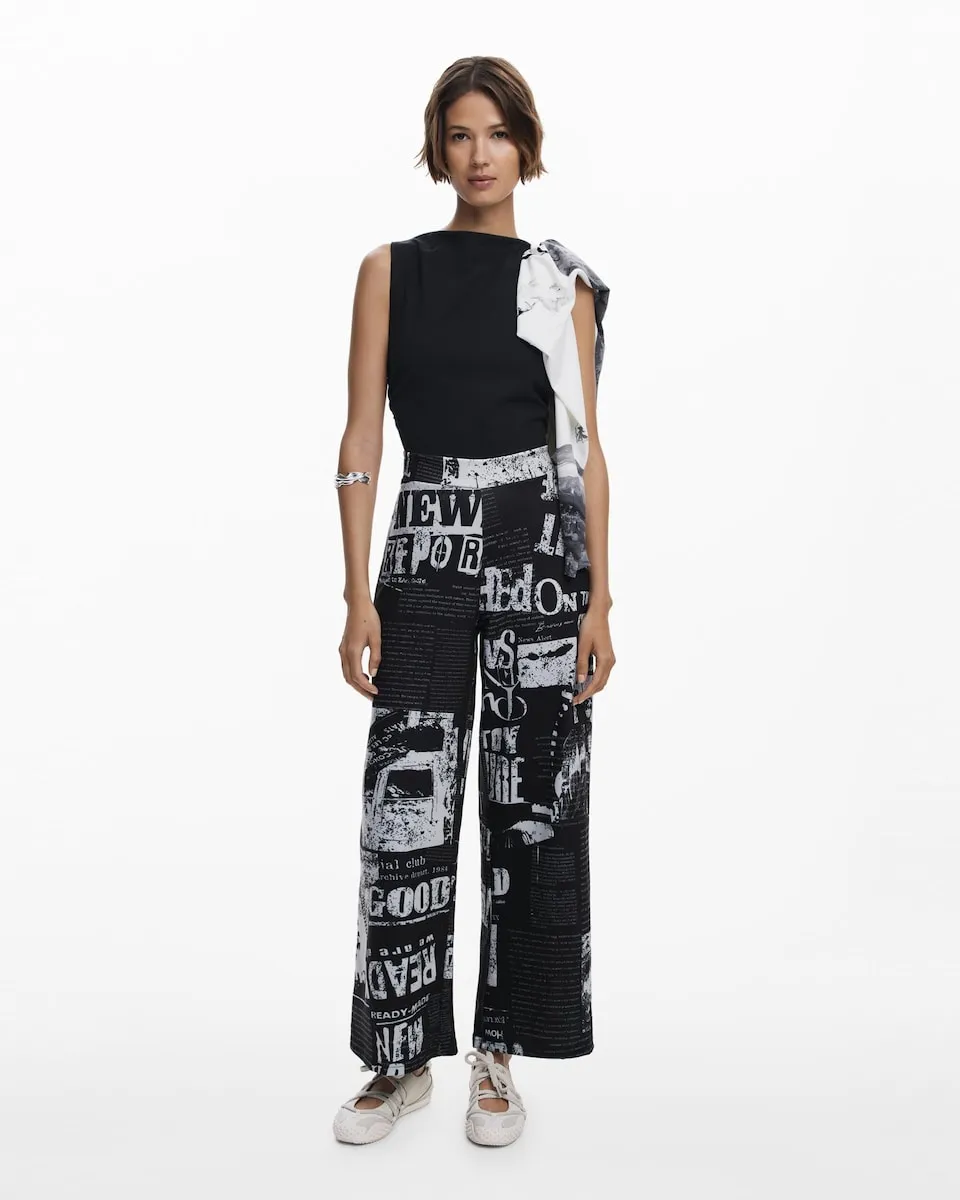 Женский комбинезон в стиле газеты Desigual, черный/белый
Женский комбинезон в стиле газеты Desigual, черный/белый