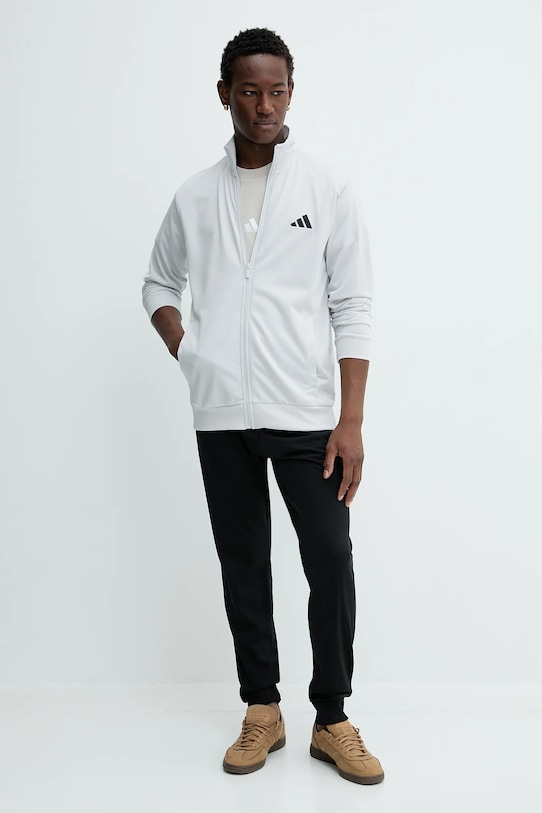 Спортивный костюм Adidas, серый
Спортивный костюм Adidas, серый