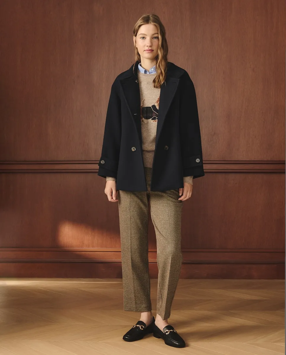 Женское короткое шерстяное пальто гладкой фактуры Lloyd's, темно-синий
Женское короткое шерстяное пальто гладкой фактуры Lloyd's, темно-синий