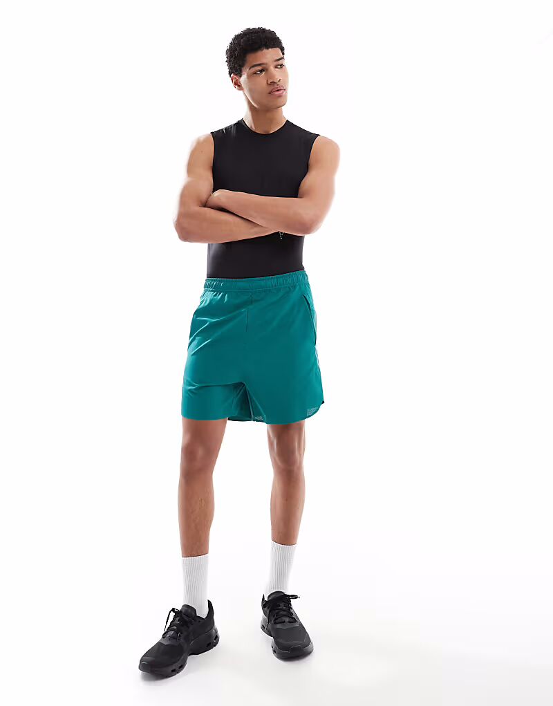 Born Living Yoga - Souss - Спортивные шорты бискайского зеленого цвета
Born Living Yoga - Souss - Спортивные шорты бискайского зеленого цвета