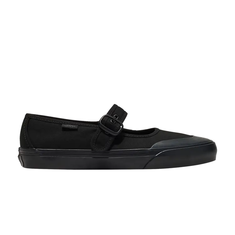 Кроссовки Vans Mary Jane, черный
Кроссовки Vans Mary Jane, черный