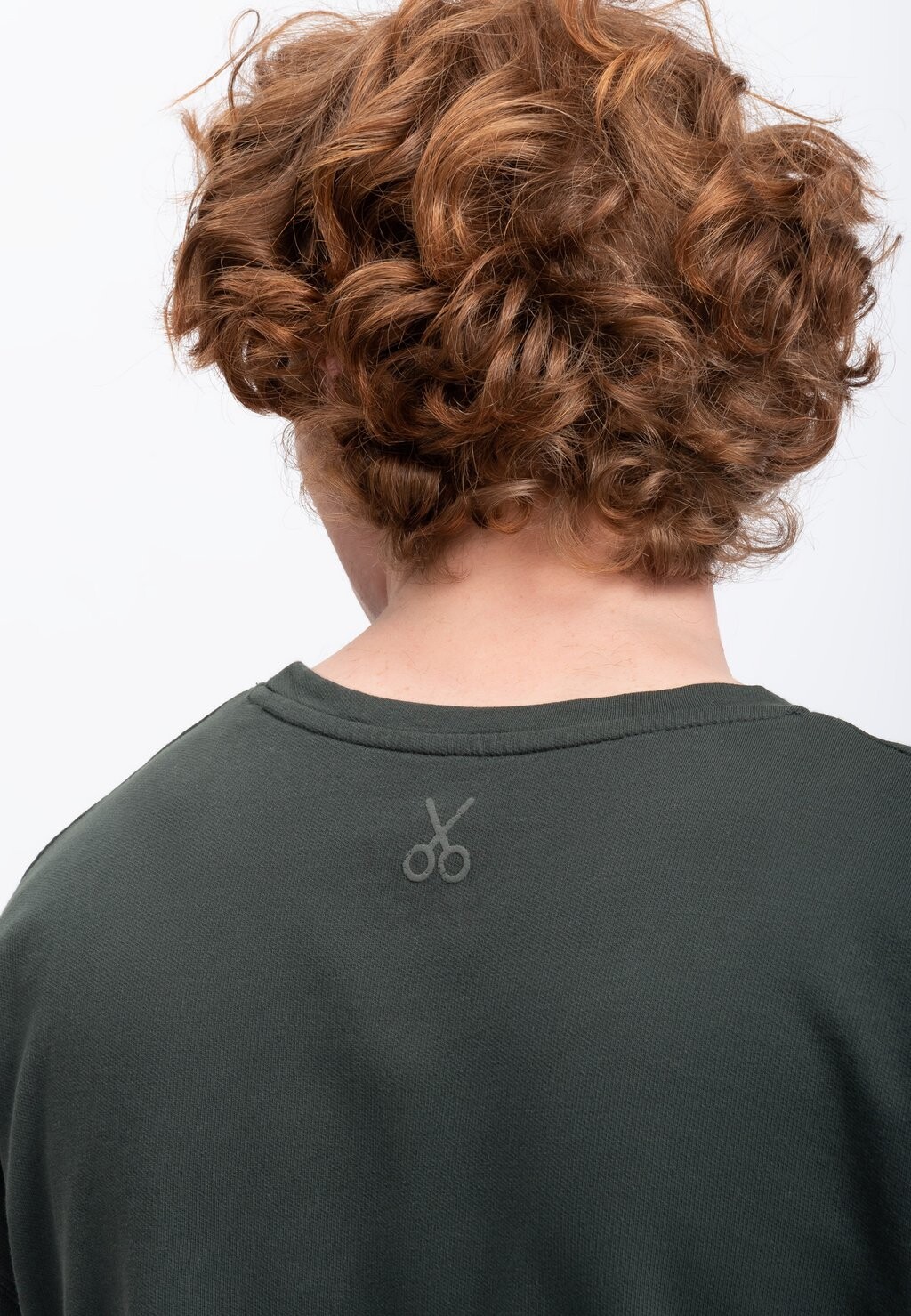 Футболка с принтом RAVERA OVERSIZE KAFT, темно-синий
Футболка с принтом RAVERA OVERSIZE KAFT, темно-синий