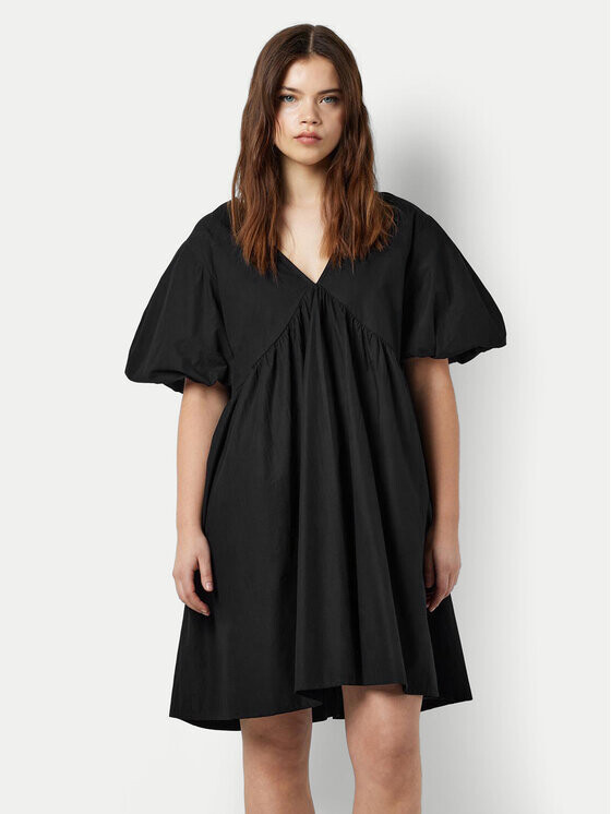 Платье Noisy May, черный
Платье Noisy May, черный