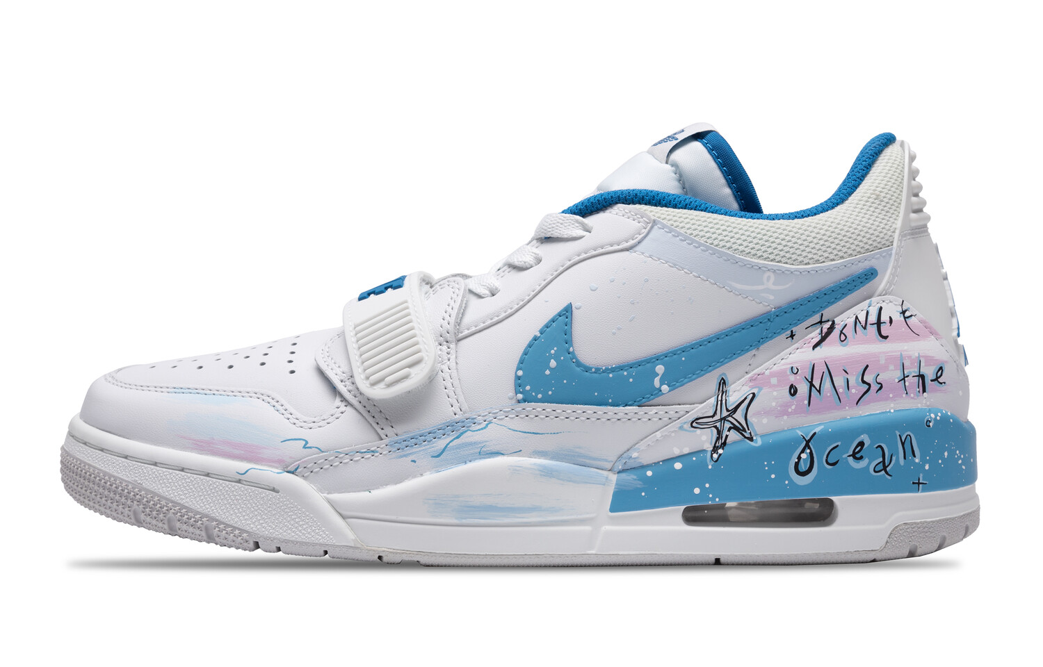 Баскетбольные кроссовки Legacy 312 Vintage Men Low-Top Jordan, белый/синий
Баскетбольные кроссовки Legacy 312 Vintage Men Low-Top Jordan, белый/синий