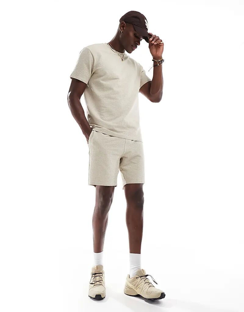 ONLY & SONS Вафельный шорт коорд в сливках
ONLY & SONS Вафельный шорт коорд в сливках